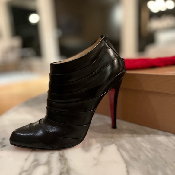 Christian Louboutin shoe booties EUC! - Picture 6 of 6